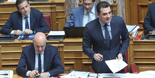 Μόνη της η ΝΔ ψήφισε το ξεπούλημα του νερού – Κρύφτηκαν οι βουλευτές της