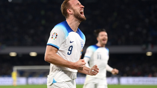 Ιταλία – Αγγλία 1-2: «Λιοντάρια» στη Νάπολη με ιστορικό Κέιν