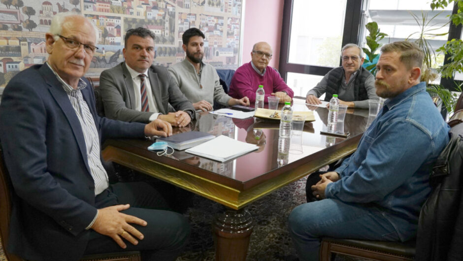 Αταλάντευτα η Λάρισα διεκδικεί λύσεις για τις σιδηροδρομικές γραμμές