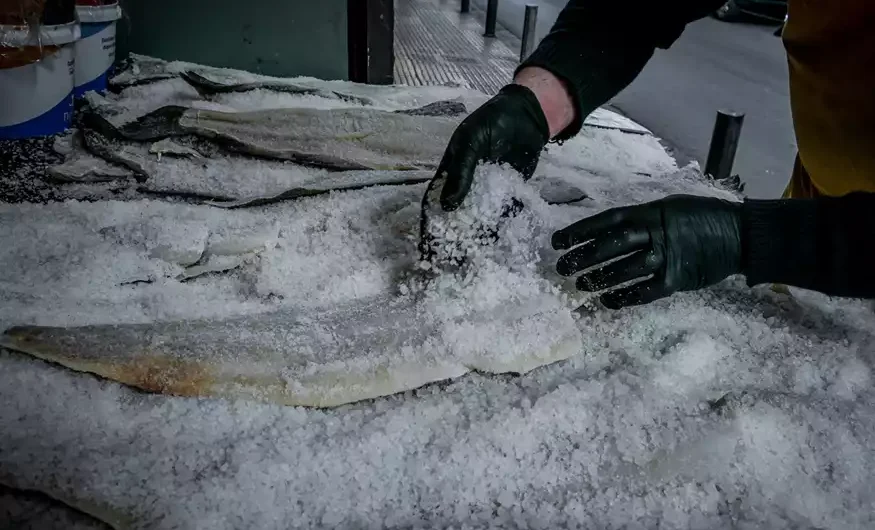 Επιτήδειοι πουλούν λιγνκ για μπακαλιάρο – Πώς να το ξεχωρίσετε