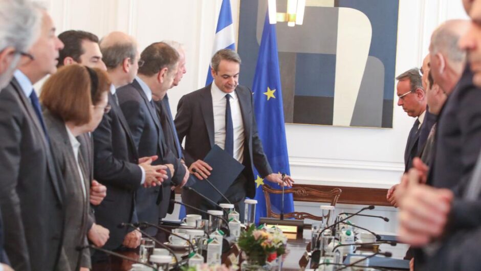 Τέμπη / Μαλλιά κουβάρια στην κυβέρνηση – Μετωπική επίθεση Γεωργιάδη στους υπουργούς που κρύφτηκαν
