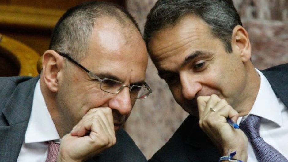Τέμπη: Οι 5 πυλώνες της επικοινωνιακής διαχείρισης που θα επιχειρήσει η κυβέρνηση