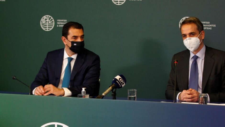 Ιδιωτικοποίηση νερού / Ο Σκρέκας ρίχνει στάχτη στα μάτια με το βλέμμα στο εσωτερικό της ΝΔ