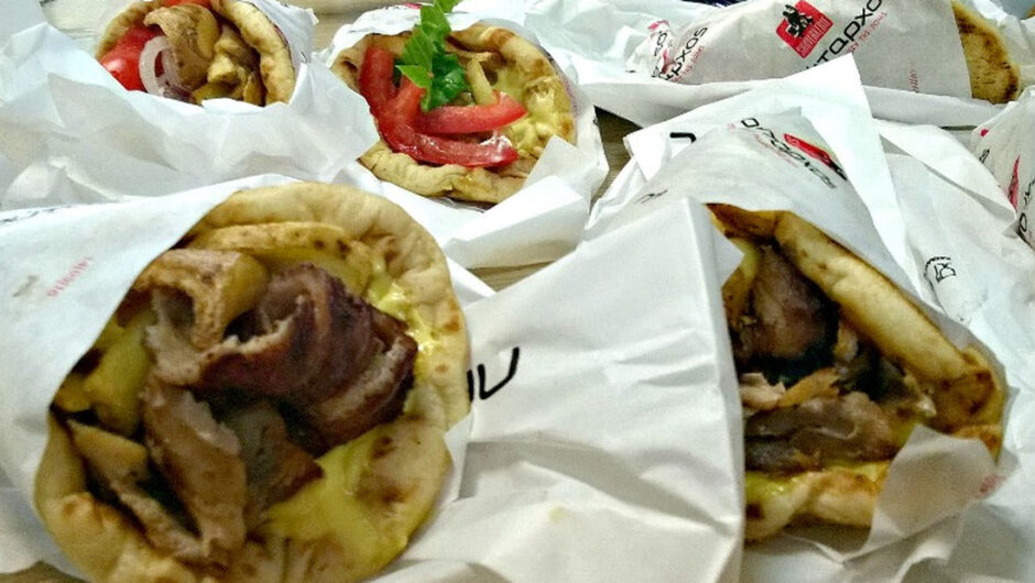 Οι νόμοι του delivery που κάθε παρέα οφείλει να σέβεται