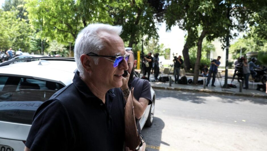 Παραπολιτικά / Το τερμάτισαν στα ψέματα – «Ανακάλυψαν» ξενοδοχείο Ραγκούση