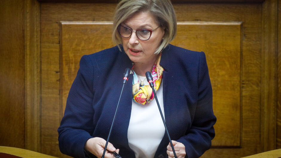 Η Μίνα Γκάγκα απέσυρε την εγκύκλιο που «πυρπόλησε» τα νοσοκομεία – «Τέσσερα χρόνια απαξιώνουν τη δημόσια Υγεία»