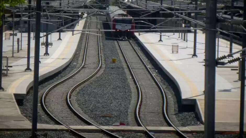 Σιδηρόδρομος: Αύξηση ταχυτήτων στα 140 χλμ. ζητά ο ΟΣΕ – Επιφυλακτικοί οι μηχανοδηγοί, που έστειλαν νέα εξώδικα