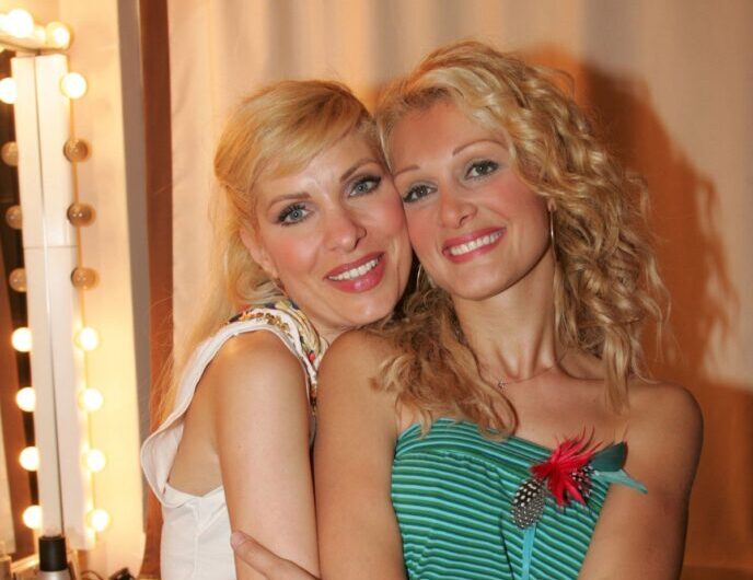 Οι διάσημες κουμπαριές της ελληνικής showbiz