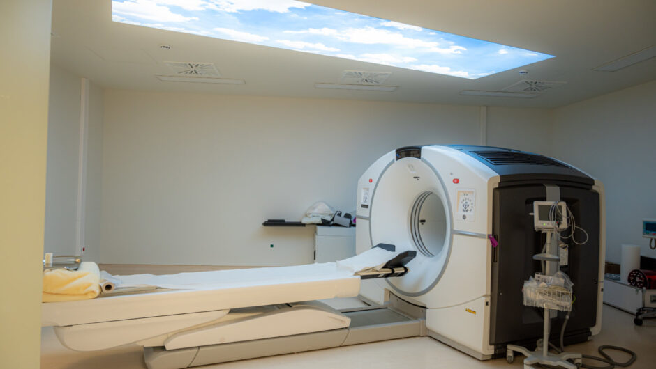 Εικόνες από τα εγκαίνια του τομογράφου PET-CT στο Πανεπιστημιακό Νοσοκομείο Λάρισας