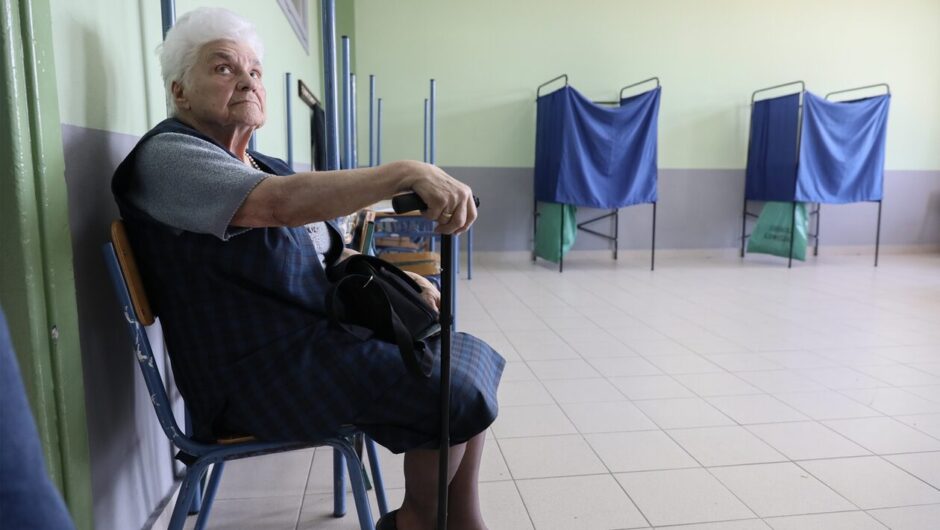 Εκλογές 2023: Περίπου 10.000 αιωνόβιοι είναι εγγεγραμμένοι στους εκλογικούς καταλόγους