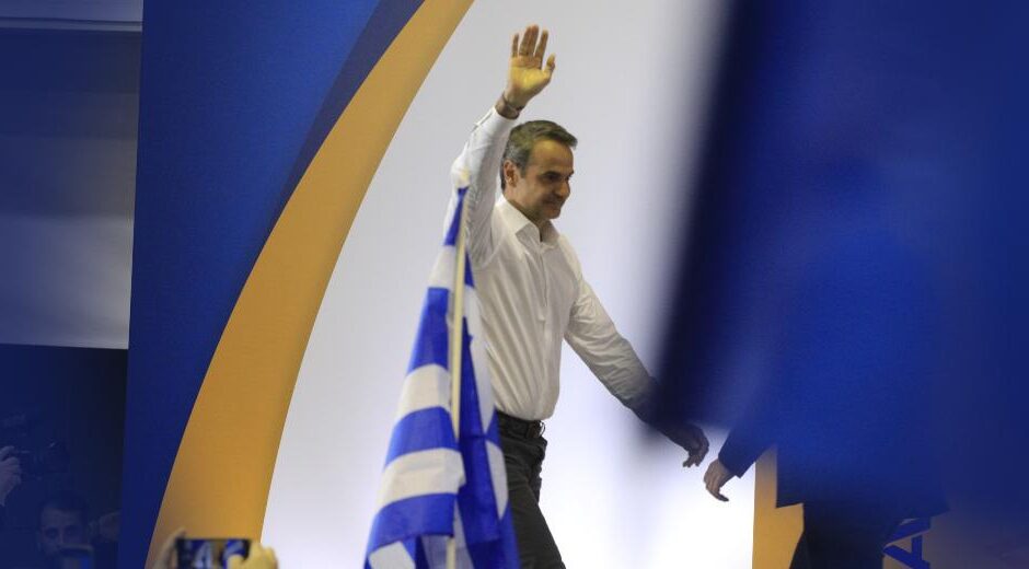 Ομοβροντία από τον διεθνή Τύπο για την κυβέρνηση Μητσοτάκη