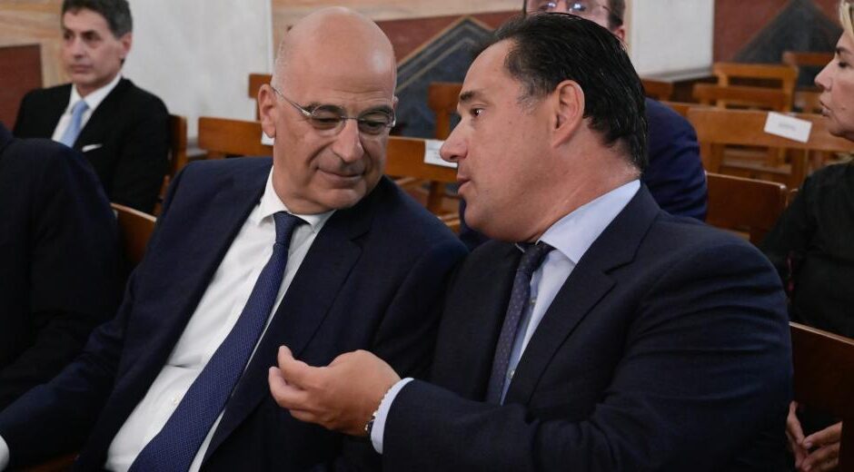 Δένδιας κατά Άδωνι για την «αλαζονεία» των 180 βουλευτών 