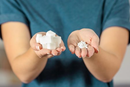 ΕΙΝΑΙ ΤΑ ΓΛΥΚΑΝΤΙΚΑ ΧΕΙΡΟΤΕΡΑ ΑΠΟ ΤΗ ΖΑΧΑΡΗ;