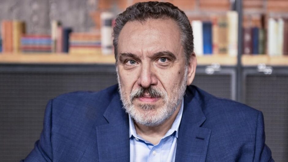 Όθων Ηλιόπουλος / Αδιανόητη η αντιμετώπιση του ΕΣΥ και της πανδημίας από την κυβέρνηση Μητσοτάκη