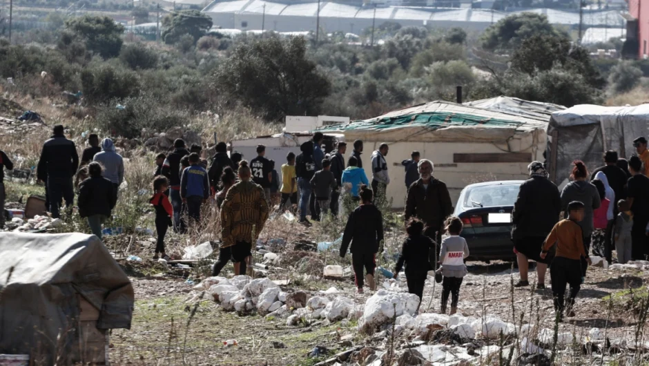 Ρομά: Πόσοι είναι στην Ελλάδα σήμερα – Οι οικισμοί τους, οι ηλικίες και οι συνθήκες διαβίωσης