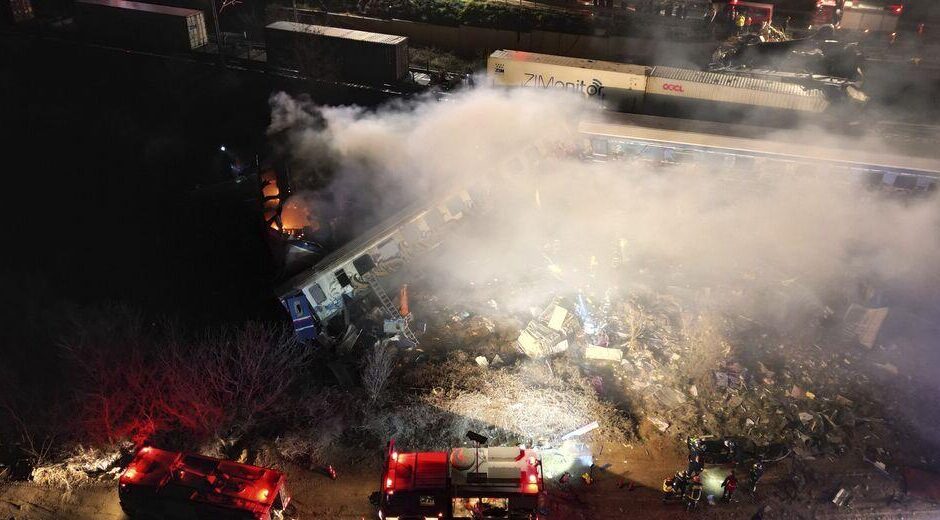 Όχι άλλο κάρβουνο στις μηχανές της κυβερνητικής αλαζονείας