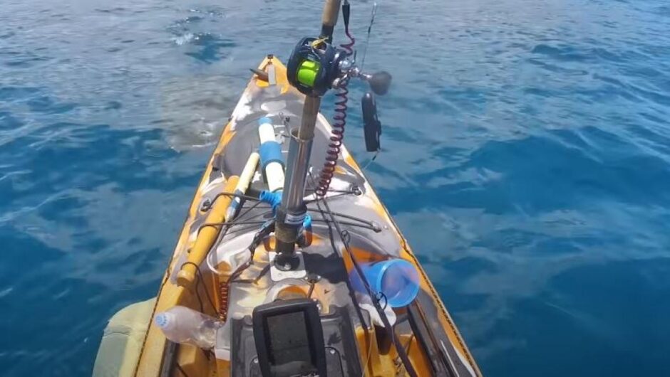 Χαβάη / Η στιγμή που «καρχαρίας – τίγρης» επιτίθεται σε αλιευτικό