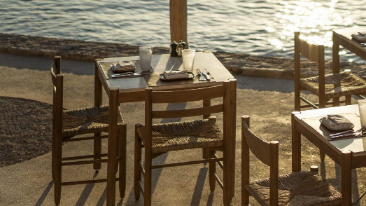 Κάρπαθος: Τι απαντά η ταβέρνα για τα ζωντανά ψαριά στο τηγάνι