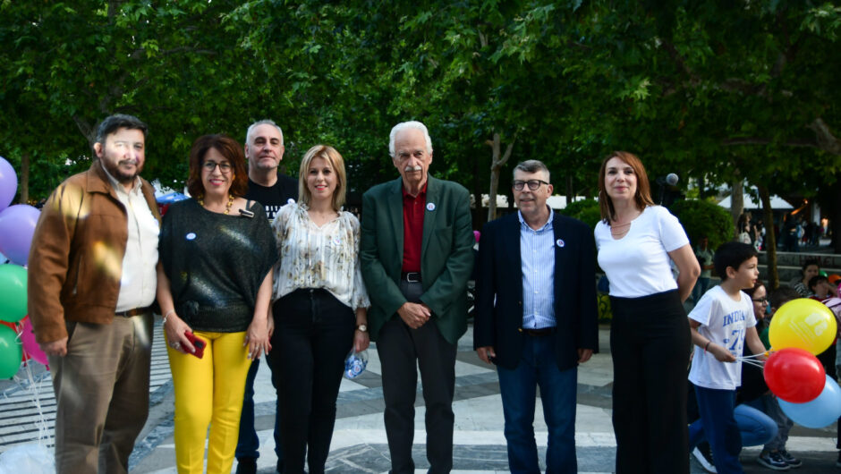 «Άκαπνο» πάρτι στην Πλατεία Ταχυδρομείου (φωτ. & βίντεο)