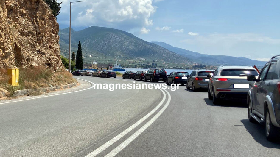 Βόλος: Μαρτύριο η Κυριακάτικη εξόρμηση για εκατοντάδες οδηγούς (φωτ.)