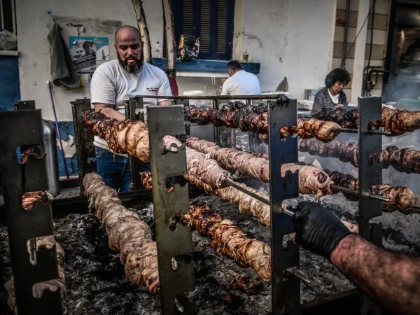 Το κοκορέτσι παγκόσμιος πρωταθλητής στα δημοφιλή πιάτα με εντόσθια