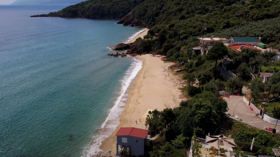 Δείτε εντυπωσιακό βίντεο: Η παραλία της Λάρισας που συνδυάζει αρμονικά όλες τις ομορφιές της φύσης