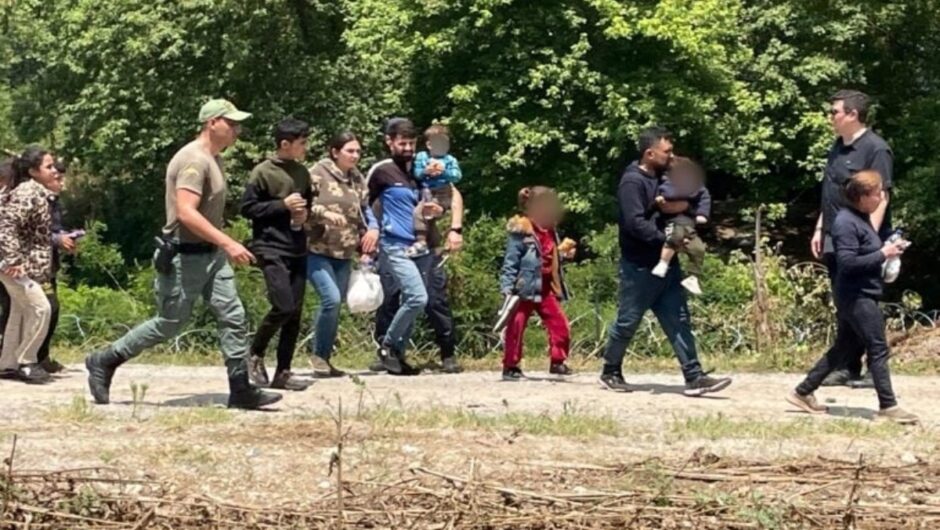 Πρόεδρος Συνοριοφυλάκων για μετανάστες στον Έβρο: Οι Τούρκοι διακινητές χρησιμοποιούν τη νησίδα