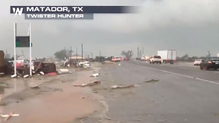 Νεκροί και δεκάδες τραυματίες από ανεμοστρόβιλο στο Τέξας
