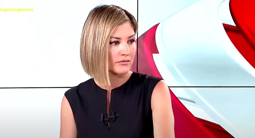 Η Ράνια Τζίμα άλλαξε πάλι τα μαλλιά της!