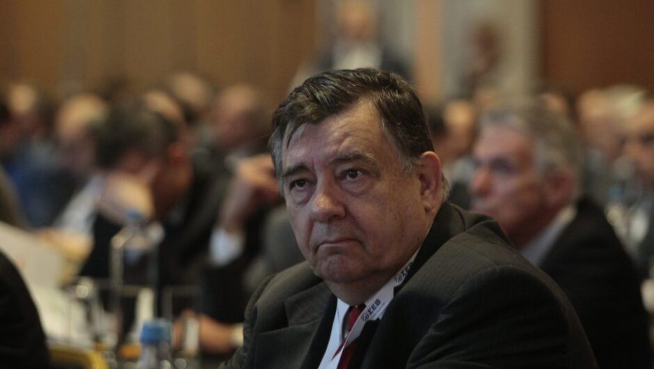 Πανηγυρίζει ο Καρατζαφέρης: «Έχουμε δύο υπουργούς και δυο αρχηγούς» (Video)