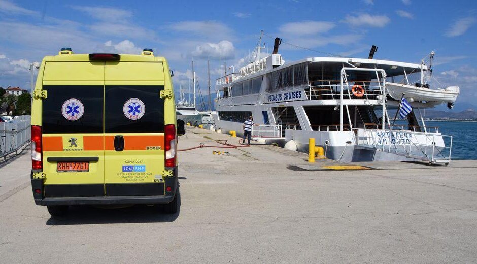 Τα ασθενοφόρα και ποιο είναι το κλασικό κόλπο για να γίνει αποδεκτή η ιδιωτικοποίηση