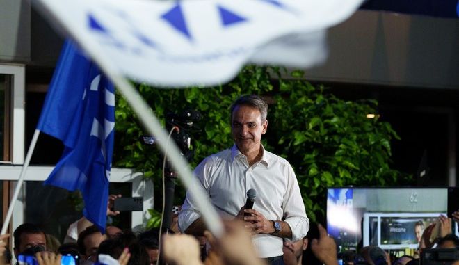 Παντοκράτωρ ο Μητσοτάκης, στα τάρταρα ο προοδευτικός χώρος: Καληνύχτα και καλή τύχη…