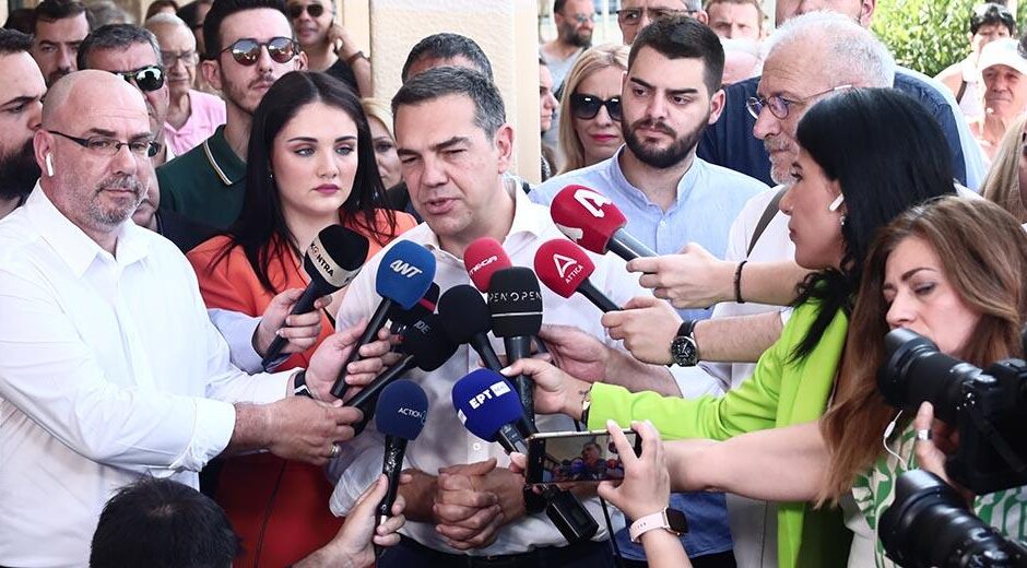 «Δεν μ’ αναγνωρίζετε γιατί έλειπα καιρό»