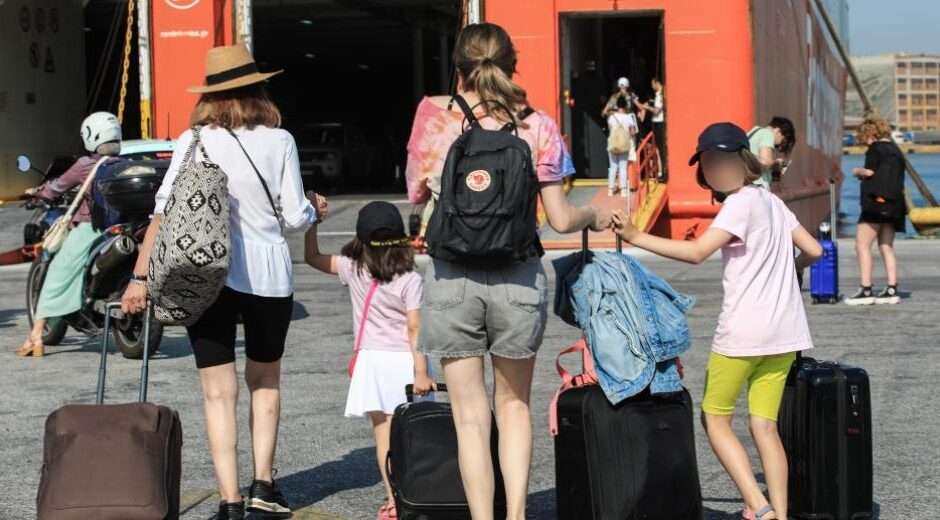 Δεν αντέχει το κόστος των διακοπών το 37% των εργαζομένων στην Ελλάδα
