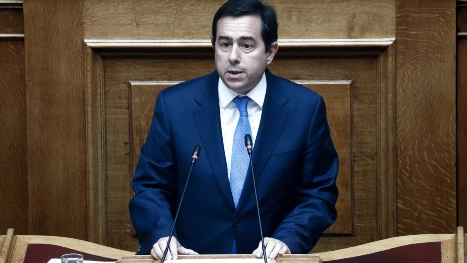 Παραιτήθηκε ο Νότης Μηταράκης από υπουργός Προστασίας του Πολίτη – Στη θέση του ο Γ. Οικονόμου