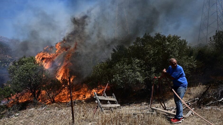 Οργή από κάτοικο στον Κουβαρά: Λυπάμαι γι αυτούς που ψηφίσαμε, λυπάμαι για την Ελλάδα (video)