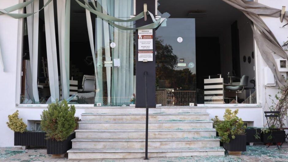 Νέα Αγχίαλος / «Πόλη φάντασμα» μετά το πέρασμα της πυρκαγιάς – Δείτε φωτογραφίες