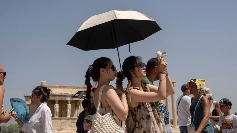 Κίνδυνος να χάσει η Ελλάδα την βαριά της βιομηχανία – Ο τουρισμός στις… φλόγες