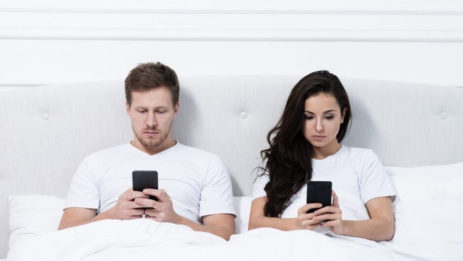 Ο ΛΟΓΟΣ ΠΟΥ ΟΙ ΑΝΘΡΩΠΟΙ ΚΑΝΟΥΝ ΑΠΙΣΤΙΕΣ ΑΚΟΜΑ ΚΙ ΑΝ ΕΧΟΥΝ ΕΥΤΥΧΙΣΜΕΝΗ ΣΧΕΣΗ