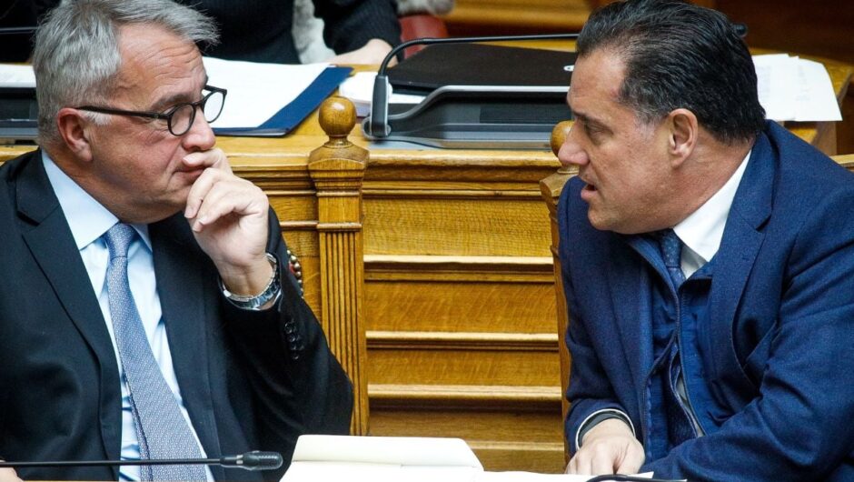 «Κοτέτσι» του ΛΑΟΣ στη ΝΔ: Τους τελειώνει ο Μητσοτάκης ή τελειώνουν μόνοι τους;