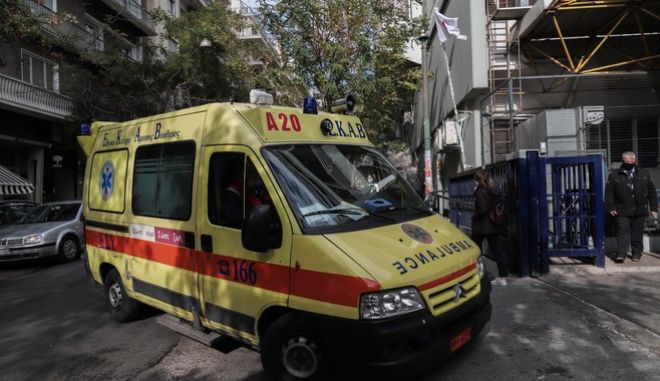 ΕΚΑΒ: Ψηφίστηκε το σχέδιο νόμου για τα μεικτά πληρώματα – Έντονες αντιδράσεις από τους εργαζομένους