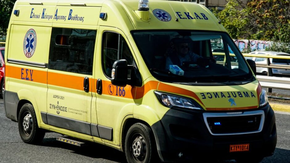 Παγώνη – Γιαννάκος / Λείπουν τα μισά ασθενοφόρα του ΕΚΑΒ που χρειάζεται η Αττική