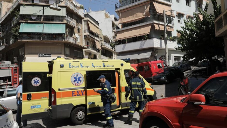 Υπουργείο Υγείας / Με fast track εκπαίδευση βάζει στα ασθενοφόρα 199 στρατιώτες και πυροσβέστες