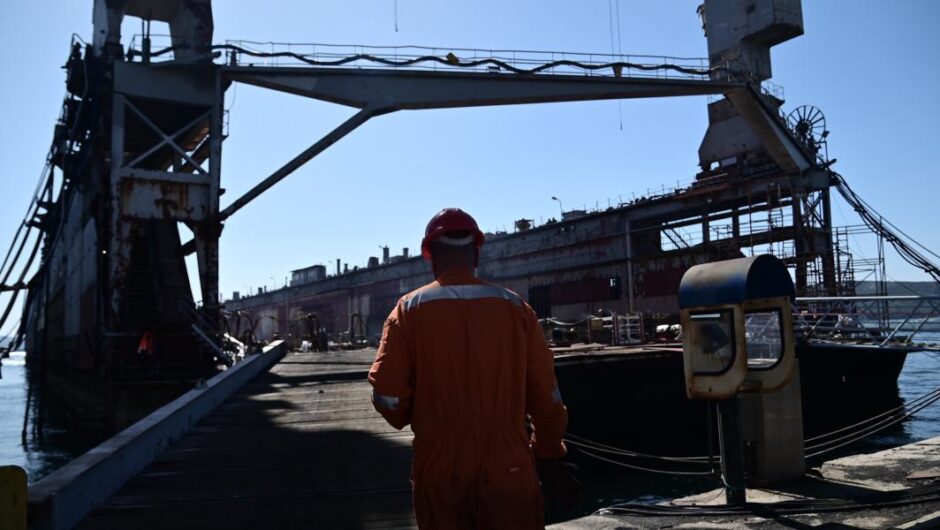 Κυβέρνηση Μητσοτάκη / Θέλει δουλειά μέχρι τα 74 έτη – Η ρύθμιση που «κρύφτηκε» σε νομοσχέδιο