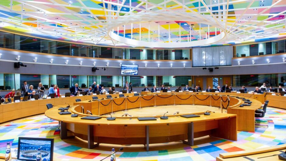 Eurogroup / Λιτότητα ξανά και απόσυρση των μέτρων στήριξης – Το προσχέδιο της απόφασης