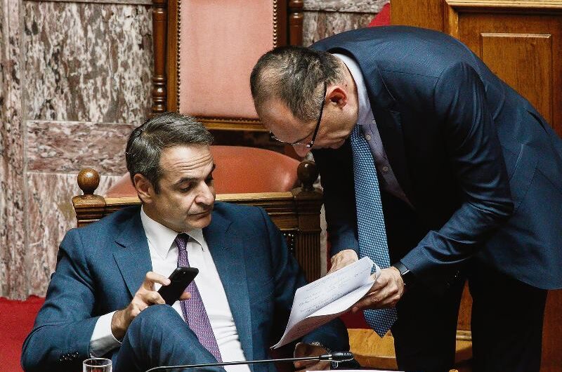 Τι τα θέλουμε τα όπλα, κύριε Γεραπετρίτη;