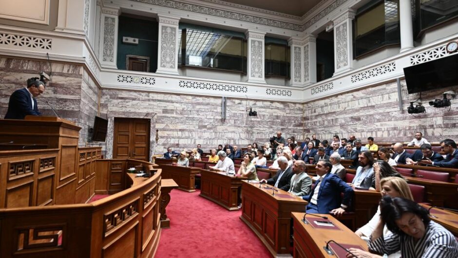 Για τη χώρα. Όχι για το κόμμα (μόνο)