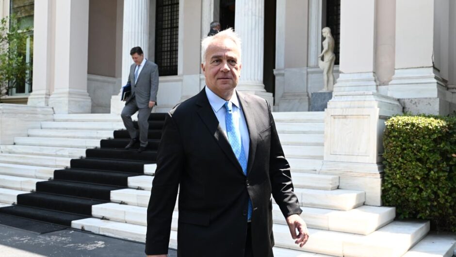 Κύριος Μάκης με τα όλα του