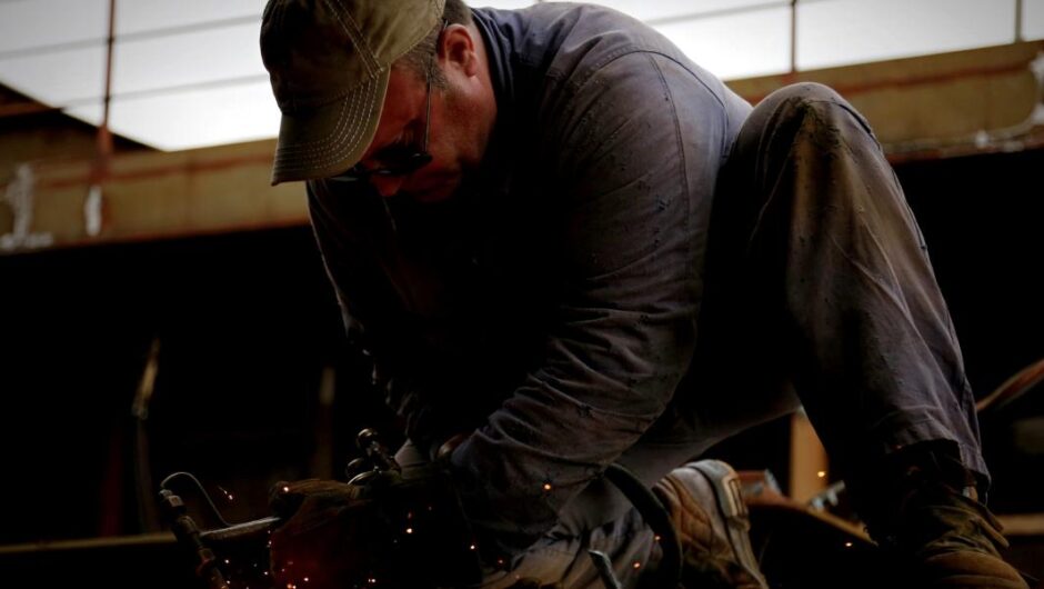 Εργασιακός οδοστρωτήρας / Εφιαλτικές αλλαγές διά χειρός Γεωργιάδη