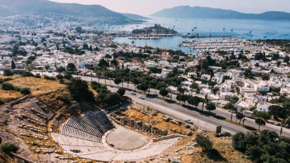 Ταξιδιωτική οδηγία από Μόσχα σε Ρώσους πολίτες: Αν νοσταλγείτε ελληνικά αρχαία πηγαίνετε στην Τουρκία